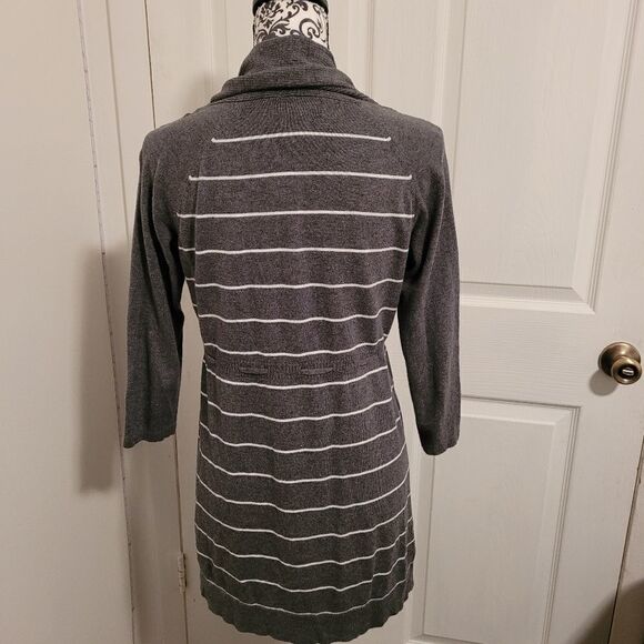 Two hearts crowl Neck tunic top - Picture 3 of 5